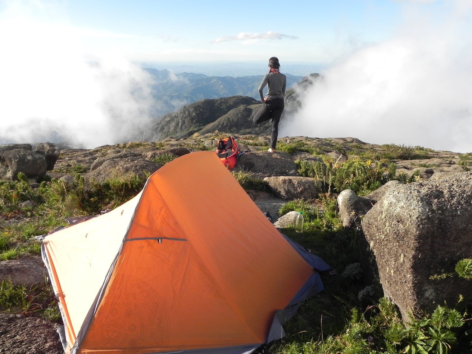 Serra da Mantiqueira acampando pernoite no pico dos marins