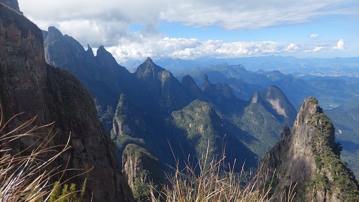 Travessia petropolis teresopolis serra dos orgãos rj